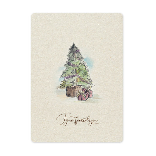 Een mooie duurzame enkele kaart met een tafereel van een kerstboom in aquarel voor een Kerstgroet of een Nieuwjaarswens. De illustraties zijn gemaakt in onze grafische studio. Gedrukt op Paperwise Naturel, boomvrij papier van landbouwrestafval. 