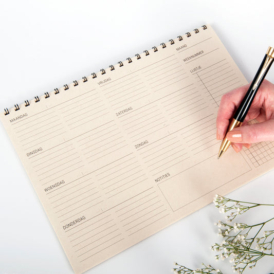 Duurzame planner gemaakt van papier van landbouwrestafval, hier worden geen bomen voor gekapt